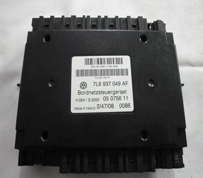 7L6937049AF