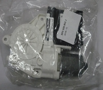 8P0959802J